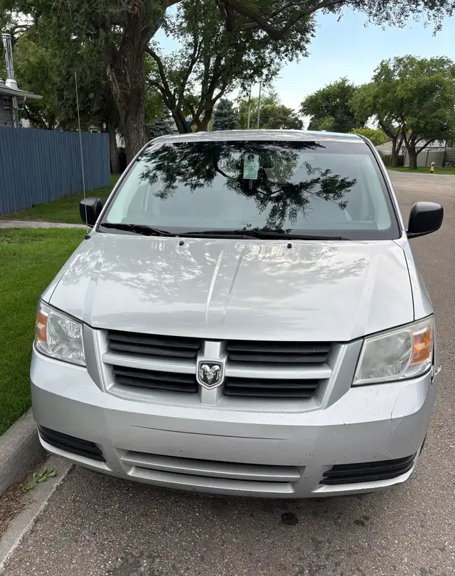 Dodge caravan se 