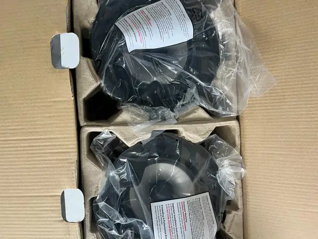 Polk Audio 80F/X-RT Speakers in Stereo Systems & Home Theatre in Mississauga / Peel Region - Image 5