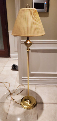 Brass Base Pedestal Lamp