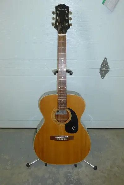 1972ish Epiphone Caballero FT-130 in very good condition, View more