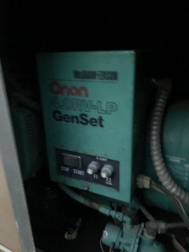 1984 pacesetter 6.2 Detroit diesel motorhome home on wheels RVs