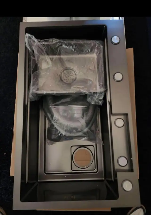 New in box large sink 29 1/2 by 17 3/4 price firm