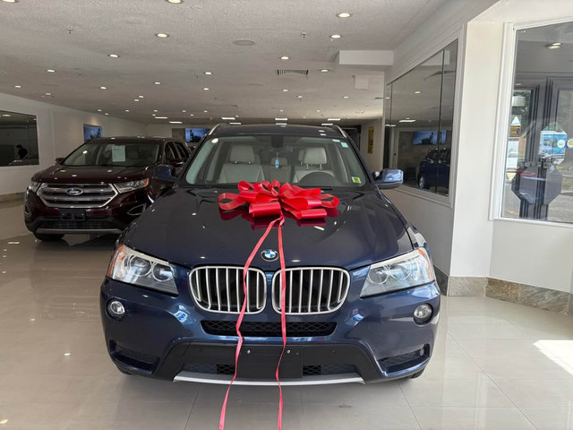2014 BMW X3 xDrive28i AWD in Cars & Trucks in City of Toronto - Image 2
