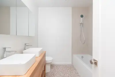 Spacieux 4 ½  – 2e étage triplex avec grande terrasse
