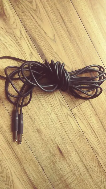 Electric guitar cable in Guitars in Markham / York Region - Image 5
