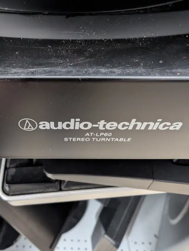 audio-technica AT-LP60 stereo turntable Belt and Needle in Stereo Systems & Home Theatre in City of Toronto - Image 2