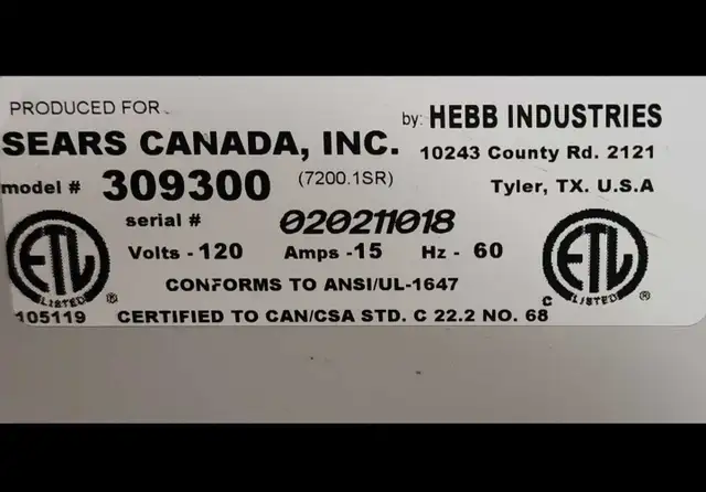 Treadmill in Exercise Equipment in Sarnia - Image 6