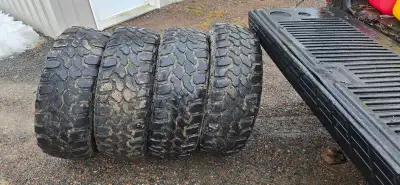 4 Used Tires, size LT 265 70 17