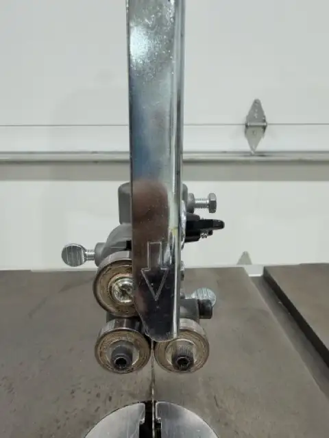 PROFESSIONAL BANDSAW in Other in Barrie - Image 9