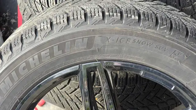 GLA /GLB Mercedes Benz  Winter Tires in Tires & Rims in Mississauga / Peel Region - Image 4
