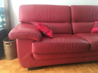 Sofa 3 places en cuir de vachette couleur bourgogne