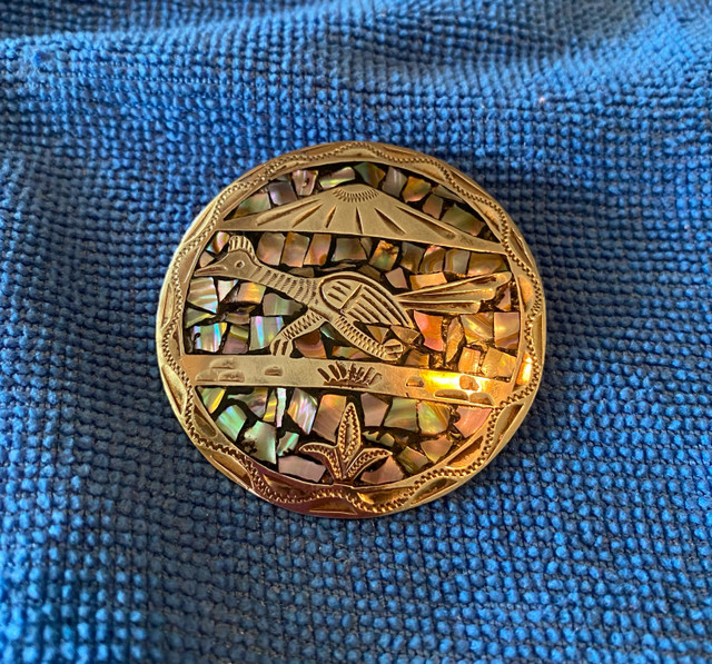 Beautiful Mexican abalone broach/pendant in Jewellery & Watches in Guelph - Image 2