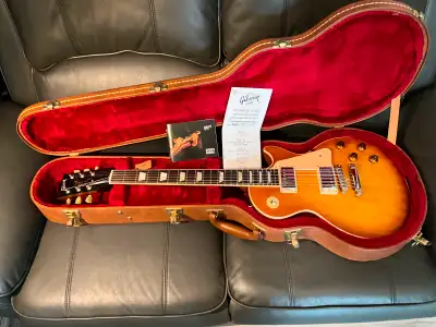2016 Gibson Les Paul Standard, View more