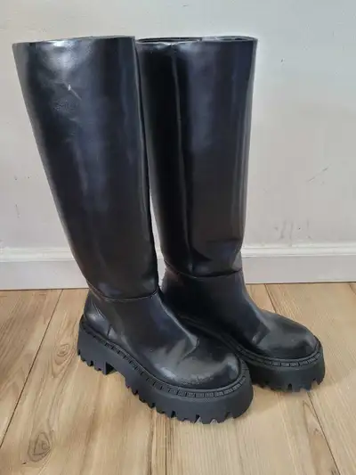 Zara Long Boots 37   3003 210 800, View more