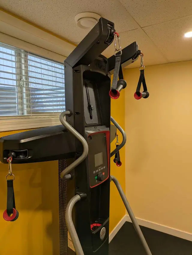 Bowflex HVT in Exercise Equipment in Edmonton - Image 10