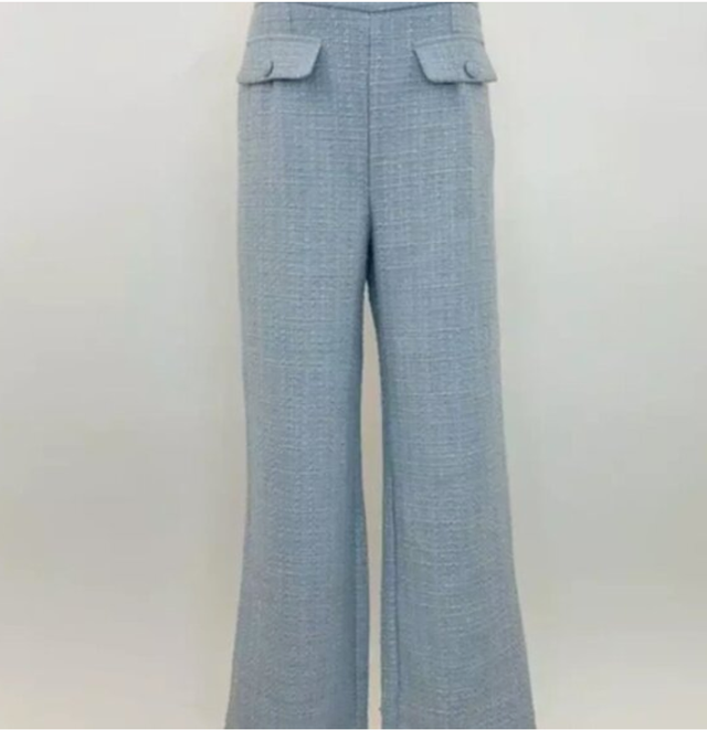 Jason Wu Tweed Pants Sz 10 in Women's - Bottoms in City of Toronto - Image 4