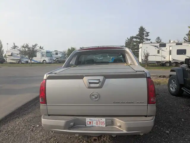 Cadillac Escalade EXT414905412554608643