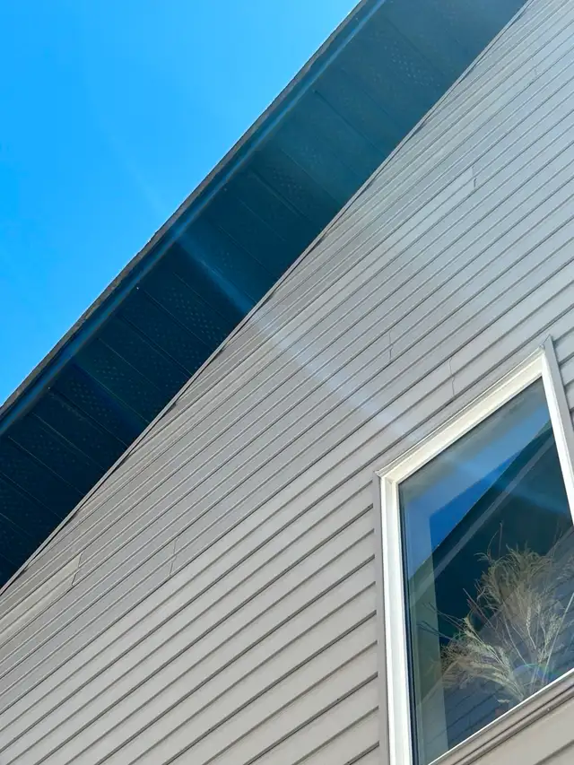 Siding Repair and Installation62864357369346122