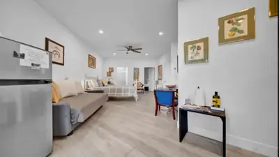 Bachelor Suite Sechelt, View more