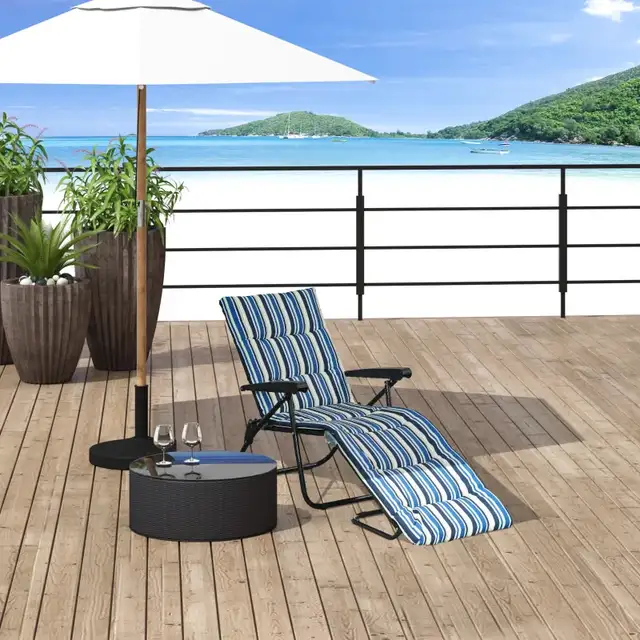 Foldable Lounge Chair, Reclining Patio Sun Lounger with 6-Positi in Patio & Garden Furniture in Markham / York Region - Image 2