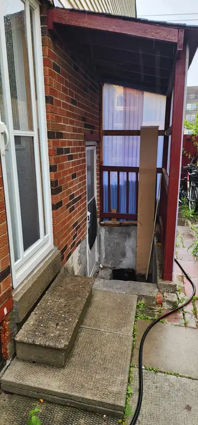Private/Separate room for rent for one person from 1st May 2026, Nearest Intersection Markham road a...