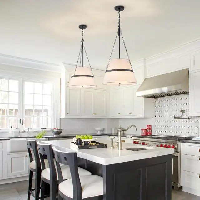 Modern 4-Light Farmhouse Chandelier - White Linen Fabric Pendant in Indoor Lighting & Fans in City of Toronto - Image 7
