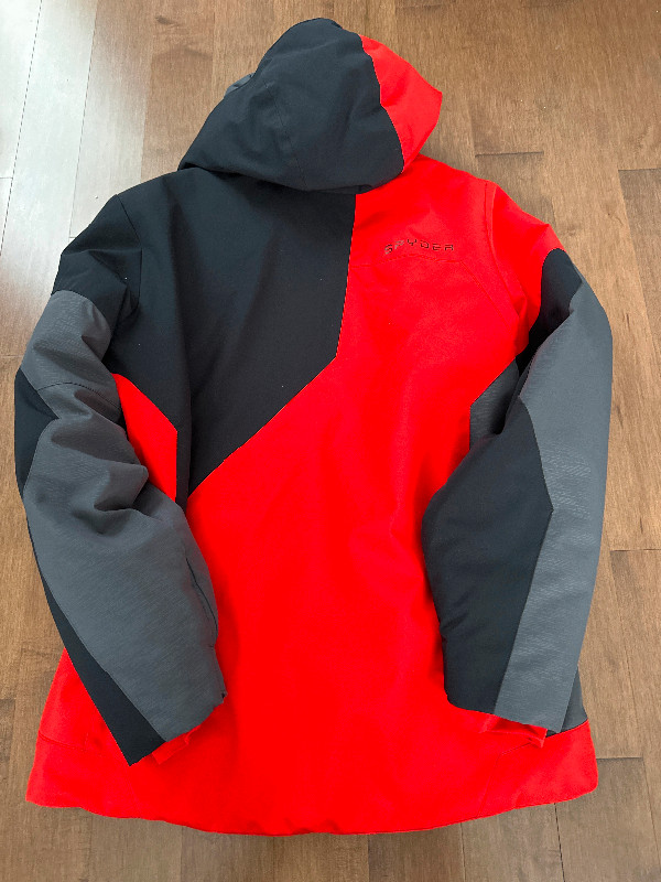Manteau ski rouge enfant garçon fille usage grandeur 18 coat boy dans Enfants et jeunesse  à Longueuil/Rive Sud - Image 2