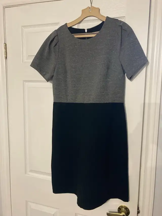 Women’s clothing… in Women's - Tops & Outerwear in Kitchener / Waterloo - Image 4