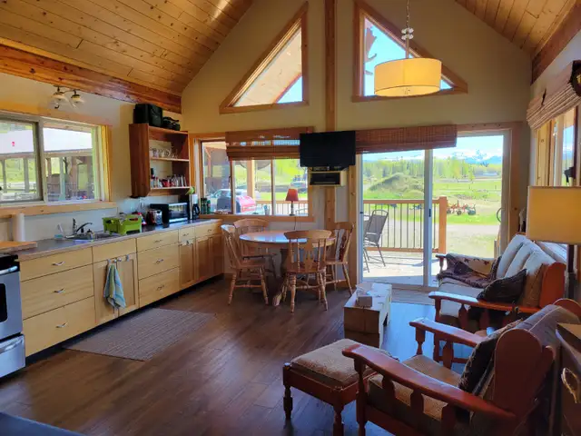 Fully Furnished Cabin for Rent in Short Term Rentals in Smithers - Image 4