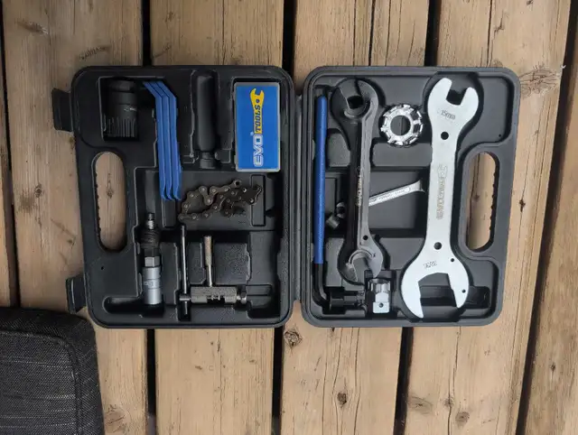 Evo Bike Repair Kit  in Other in London - Image 3