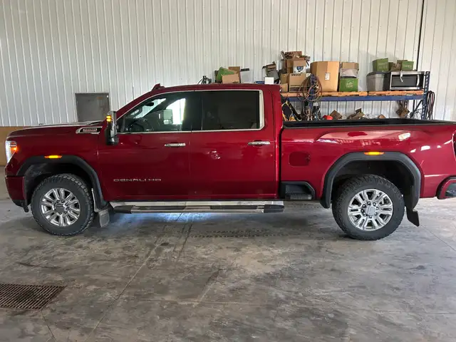 2020 GMC Denali 3500