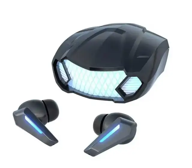 K15pro Wireless Gaming Earbuds in Headphones in Mississauga / Peel Region - Image 5