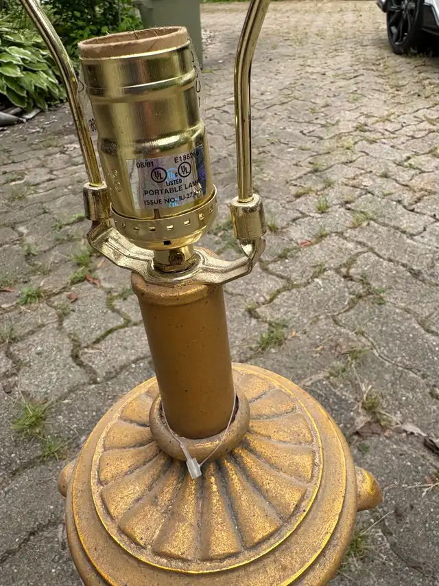VTG Berman Floor or Table lamp - Gold painted Heavy Great cond in Indoor Lighting & Fans in Kitchener / Waterloo - Image 3