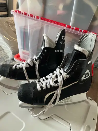 Men’s Hockey Skates    Daoust Bronze 333. Size 10 1/2, View more