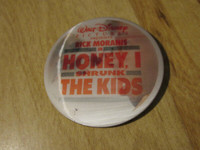 HONEY I SHRUNK THE KIDS Dinsey Promo Button Pin Lenticular 1988