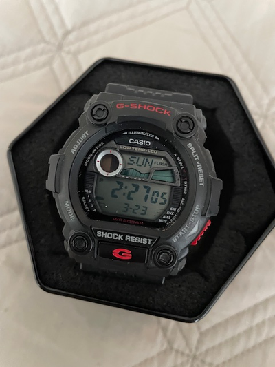 MONTRE  CASIO  G-SHOCK  POUR  HOMME, View more
