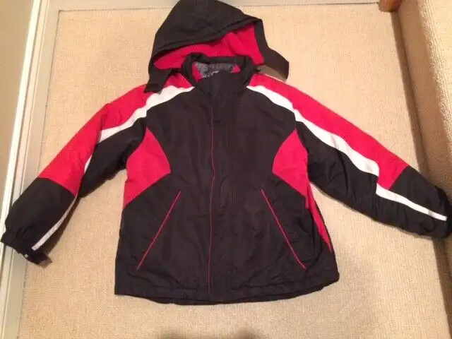 Men's Coats (XS, S) and Boy's winter coat (M) in Kids & Youth in City of Toronto - Image 9