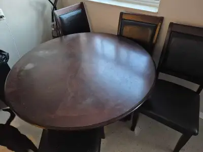 FOR SALE: Kitchen Table w/4 Chairs, View more