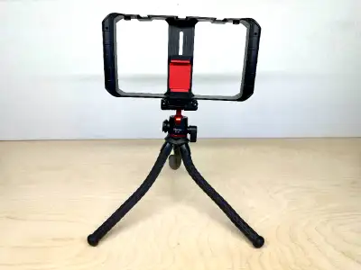 Ulanzi Tripod + Smartphone Cage, View more
