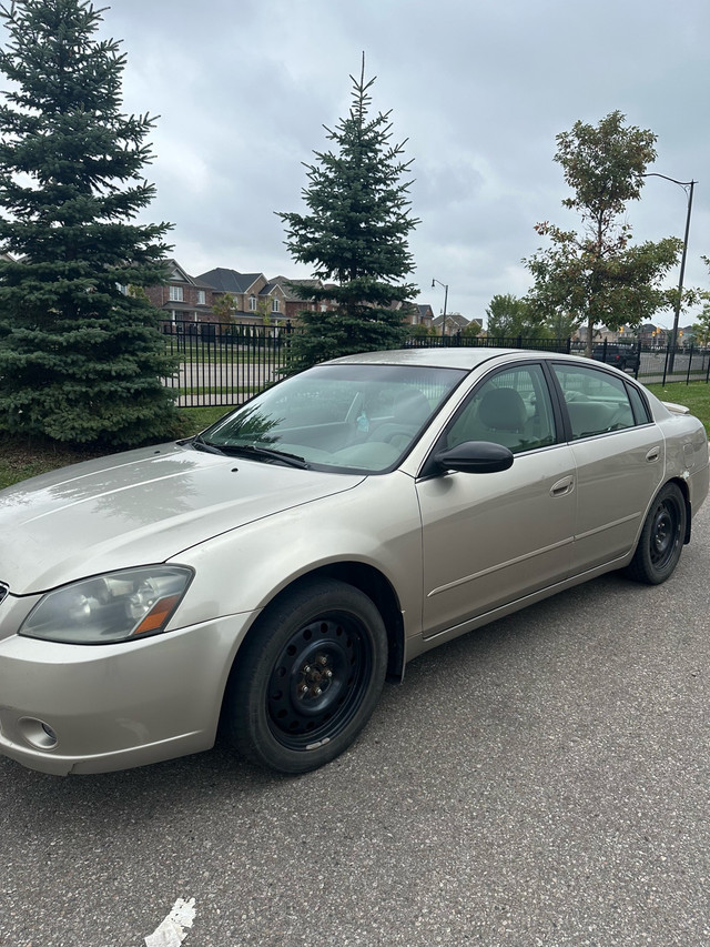 Nissan Altima in Cars & Trucks in Oakville / Halton Region - Image 2