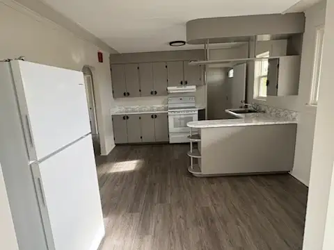 Upper level 3 bedroom for rent63735891245955123