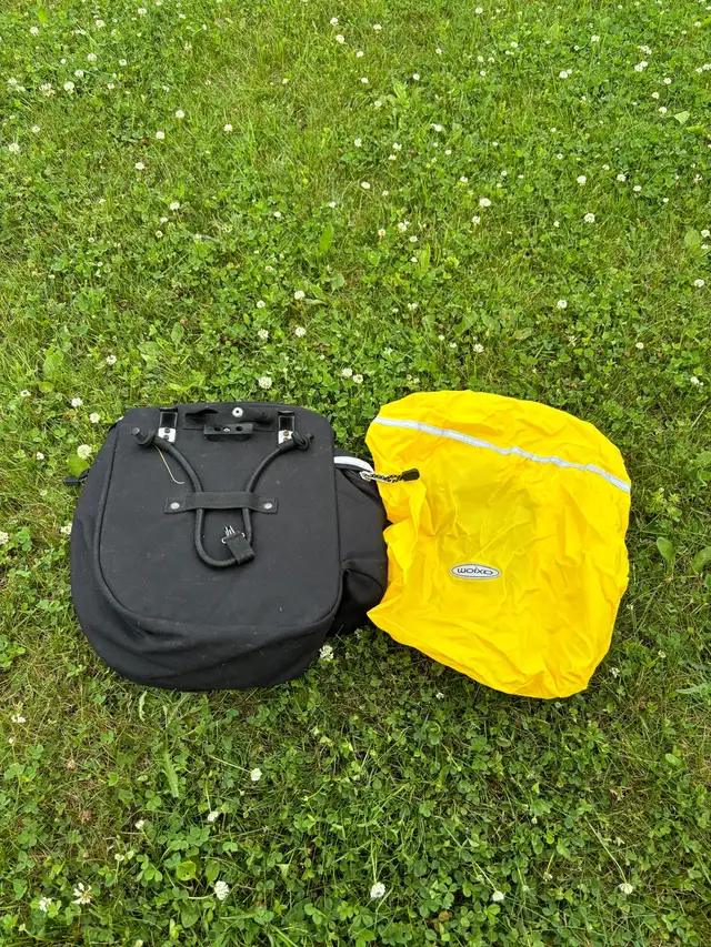Bike bags for sale for $12-$15 each or all for $40 in Clothing, Shoes & Accessories in Moncton - Image 3