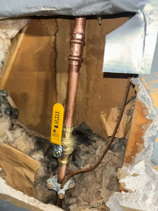 Experienced Plumber – Pumps, BWV & Repairs / Plo552489598835773444