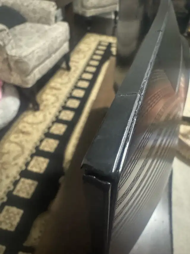 Samsung Monitor LC32G55TQWNXZA 32 inch WQHD 144HZ 1MS in Monitors in Mississauga / Peel Region - Image 3