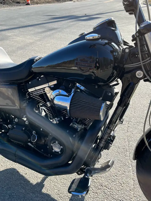 Harley Davidson Fat Bob 2017 in Touring in Lévis - Image 8