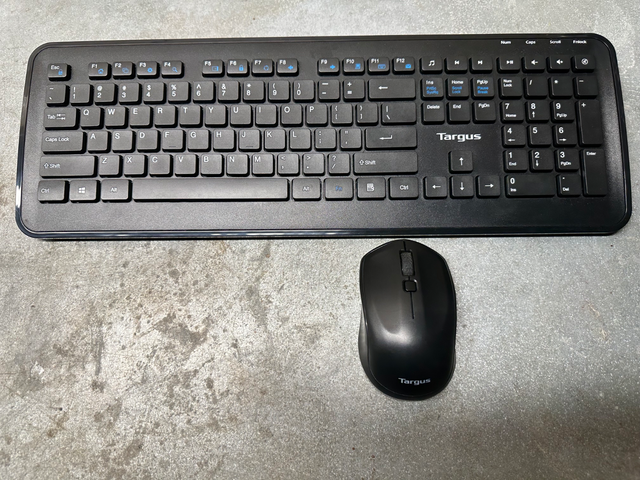 Targus KM610 Wireless Keyboard & Mouse in Mice, Keyboards & Webcams in Ottawa - Image 2