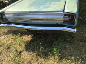 1968 Plymouth Road Runner Post car