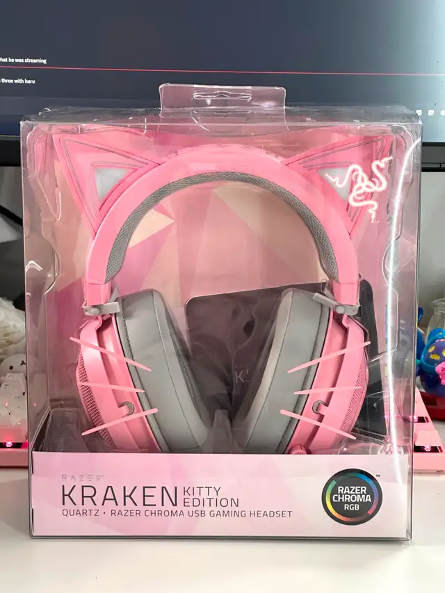 Razer Kraken Kitty Headset in Headphones in City of Toronto - Image 2