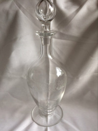 Stunning Baccarat etched crystal decanter/carafe, orig stopper