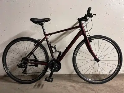 Opus Orpheo 5 Aluminum Medium 5.6-5.11’- Like New Tuned up Ready to ride Used only a few times, exce...